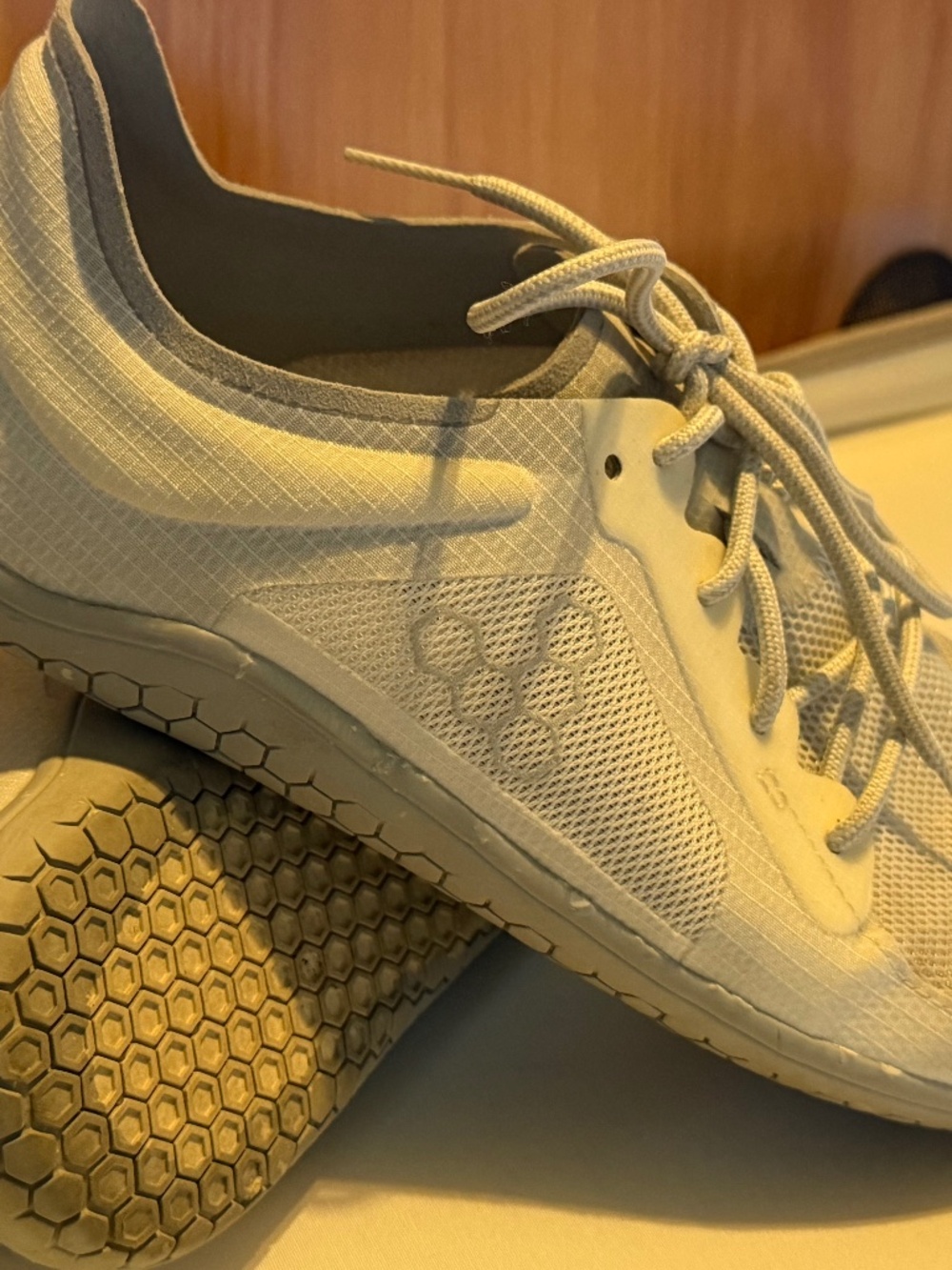 Vivo barefoot shoes